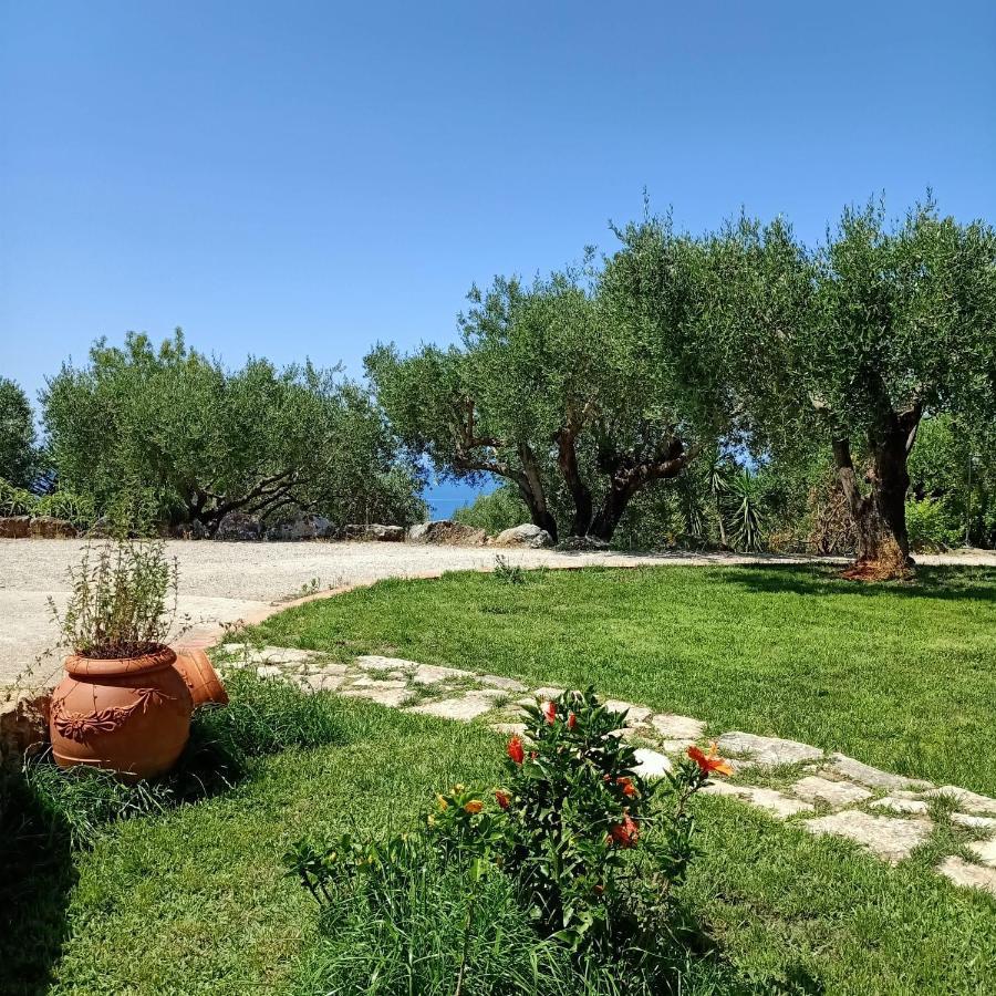 Tarohouse Marina Di Camerota Buitenkant foto